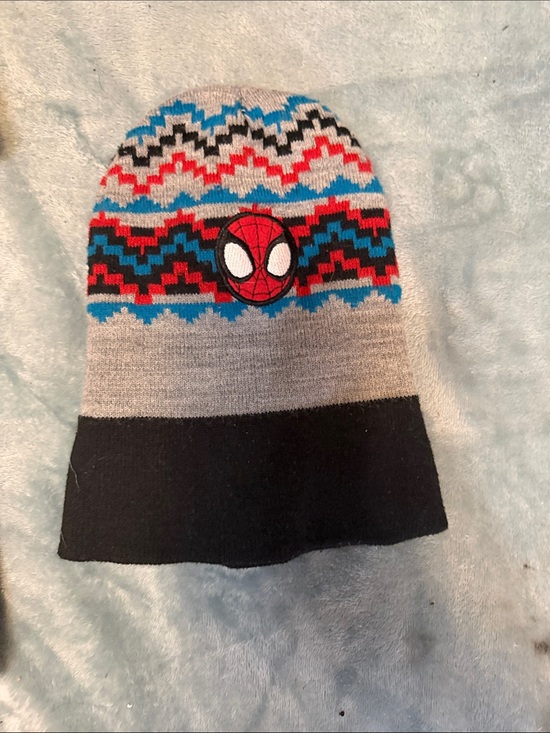 Marvel Other - Marvel Kids Spider-Man Knit Hat - Gray, Black, Red, Blue